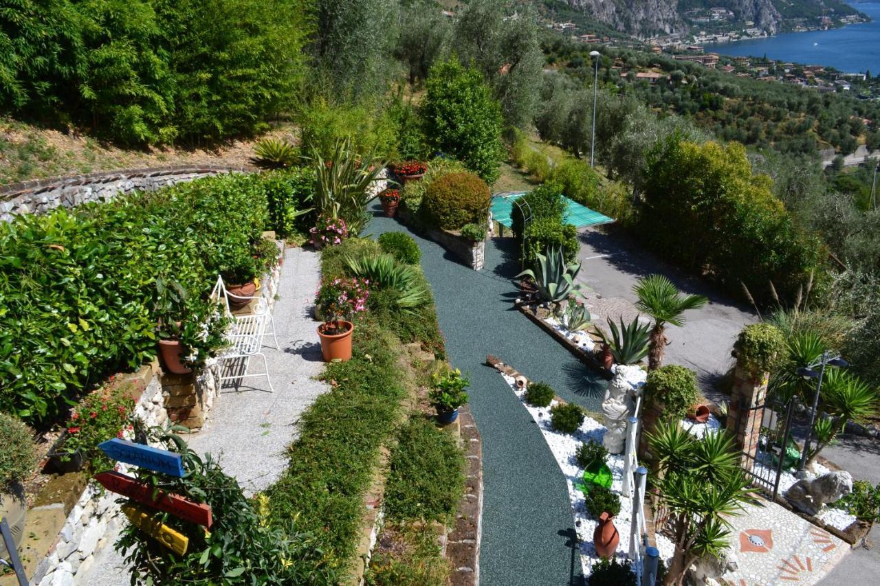 Appartamenti Casa Carlotta Limone sul Garda Exterior photo